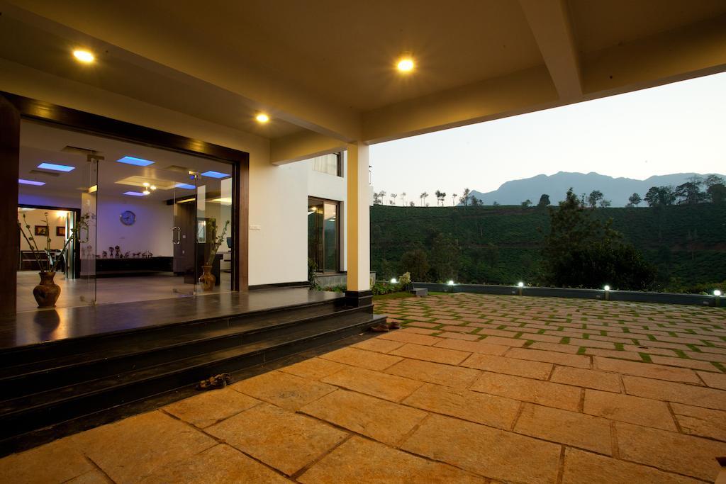 Chateau Woods Kalpetta Εξωτερικό φωτογραφία